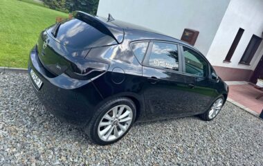 2010 Opel astra
