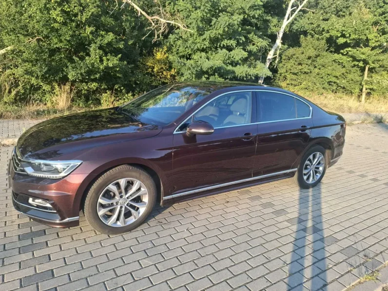 VOLKSWAGEN (3G) Passat B8 Limousine Comfortline 1.8 TSI DSG 7-G 2018 Mieszków • OLX.pl