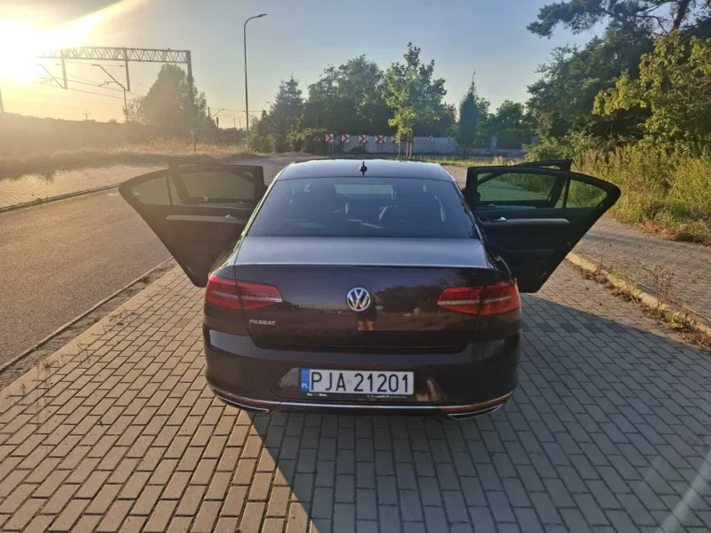 VOLKSWAGEN (3G) Passat B8 Limousine Comfortline 1.8 TSI DSG 7-G 2018 Mieszków • OLX.pl