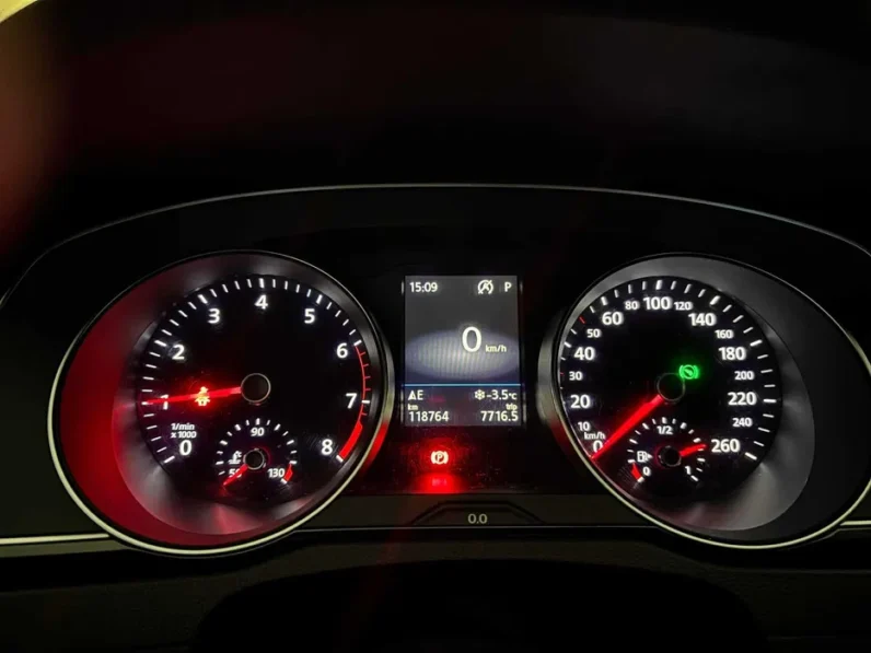 VOLKSWAGEN (3G) Passat B8 Limousine Comfortline 1.8 TSI DSG 7-G 2018 Mieszków • OLX.pl