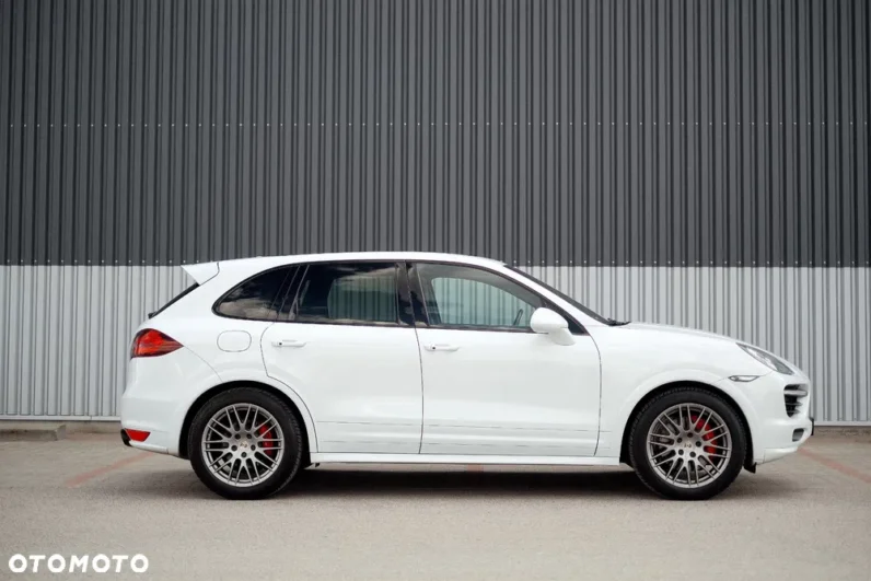 Porsche Cayenne GTS