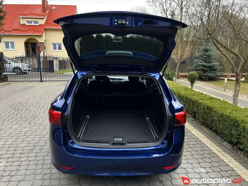 Toyota Avensis III 1.6
