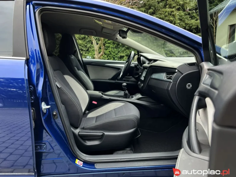 Toyota Avensis III 1.6